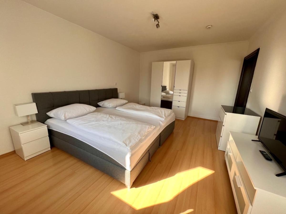 Altstadthotel Hayk Am Rhein Кьолн Екстериор снимка