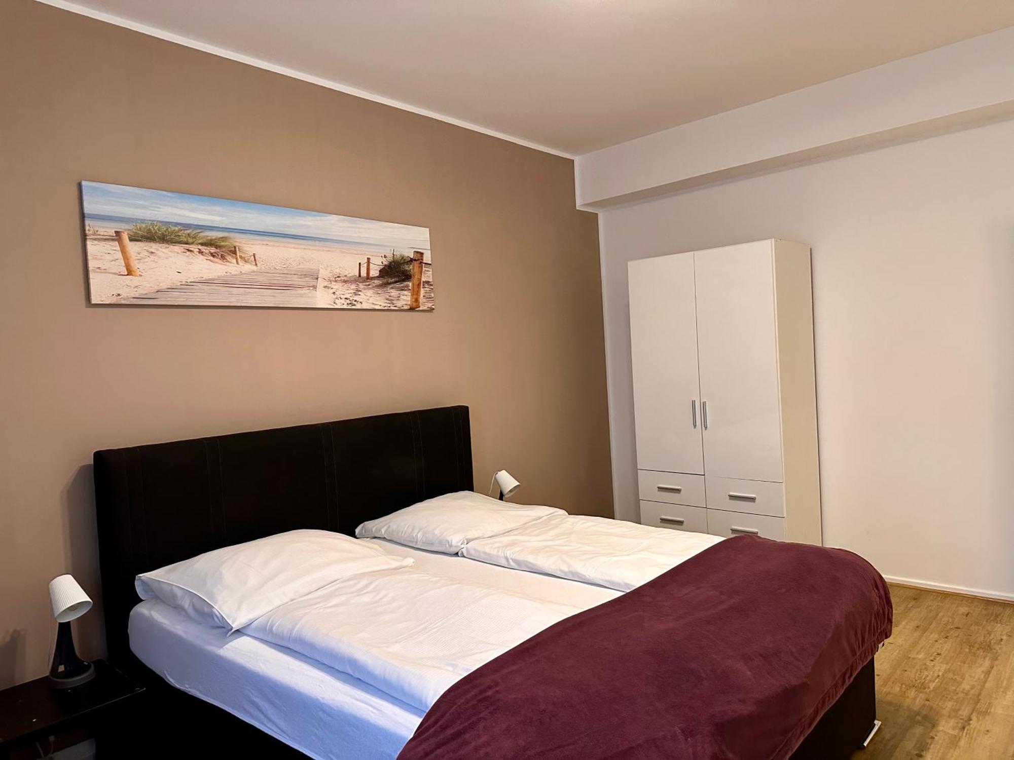 Altstadthotel Hayk Am Rhein Кьолн Стая снимка